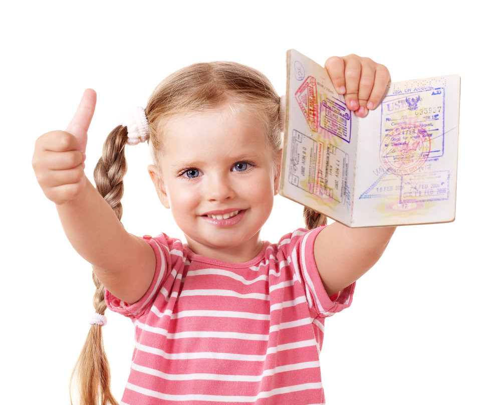Trẻ em từ 9 tuổi được cấp hộ chiếu độc lập