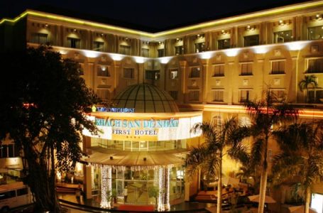 Khách sạn Đệ nhất (First Hotel) Hồ Chí Minh