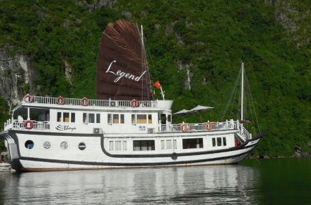 Du thuyền riêng Huyền Thoại Hạ Long (Legend Halong Private Cruises)