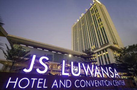 JS Luwansa Hotel & Convention Center